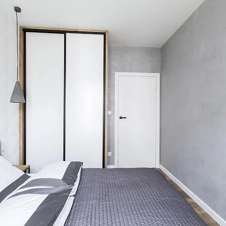 Lägenhet Homewell Maraton Gardens *