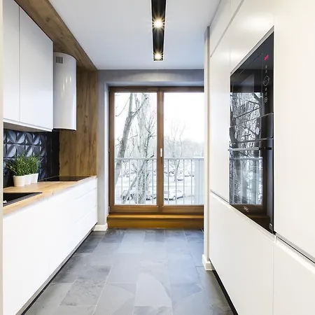 Homewell Maraton Gardens Apartment *