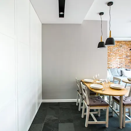 Διαμέρισμα Homewell Maraton Gardens Πόζναν