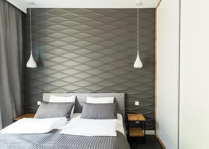 Apartment Homewell Maraton Gardens